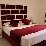 Neapolis Life ゲストハウス ナポリ