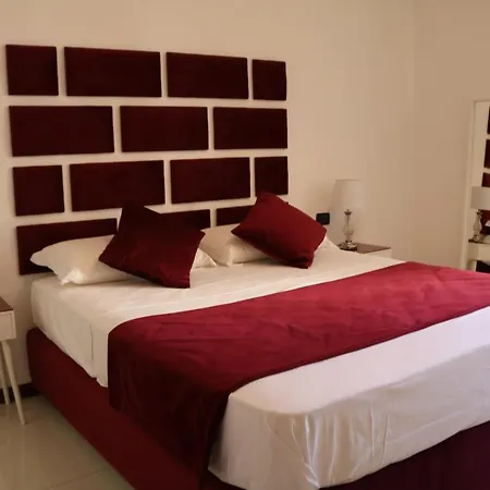 Neapolis Life Konukevi Napoli